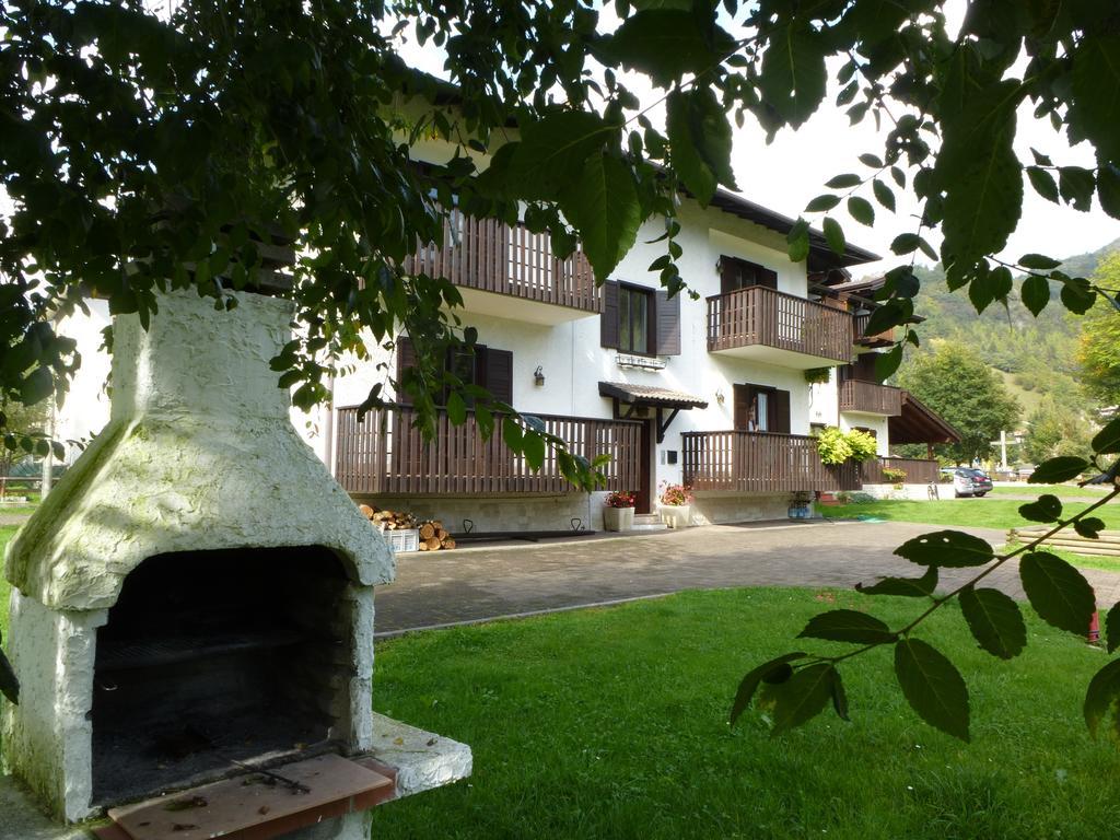 Casa Enrico Lejlighed Pieve di Ledro Værelse billede